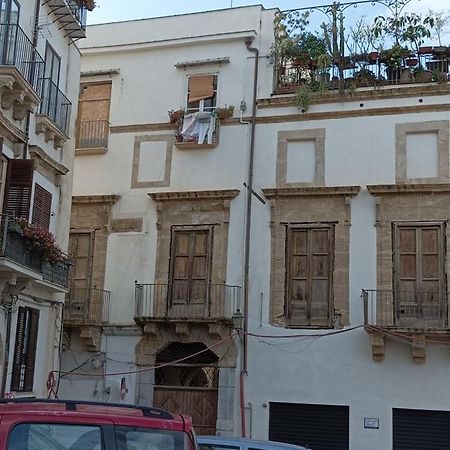 LA CASETTA DI MARTA ai Quattro Canti di Giusi Palermo Esterno foto