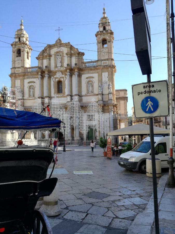 LA CASETTA DI MARTA ai Quattro Canti di Giusi Palermo Esterno foto